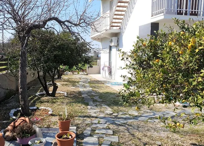 아파트 Giorgakis House Zipárion